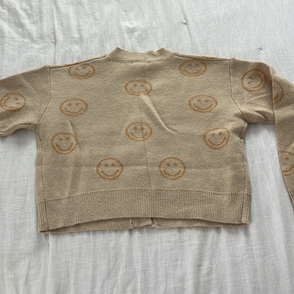 Smiley Face Sweater From Forever 21 - Picture 2 of 4
